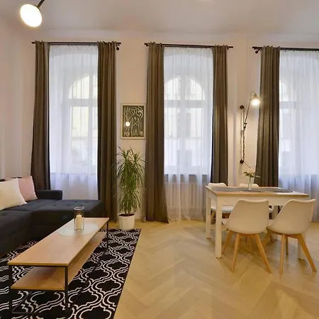 Argentis Kielbasnicza Black&white * Wrocław