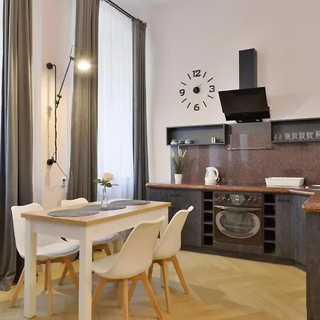 Argentis Kielbasnicza Black&white Wrocław